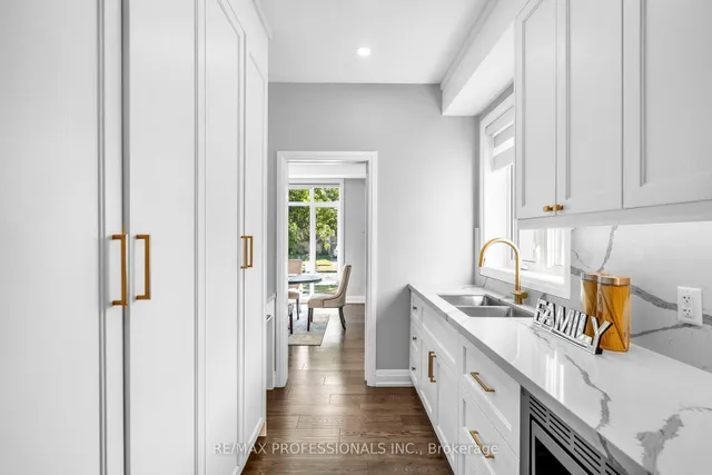 Additional image 15 of 11 Odessa Ave