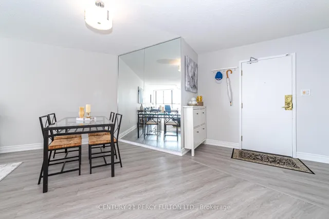 Additional image 12 of 270 Queens Quay Unit 1407