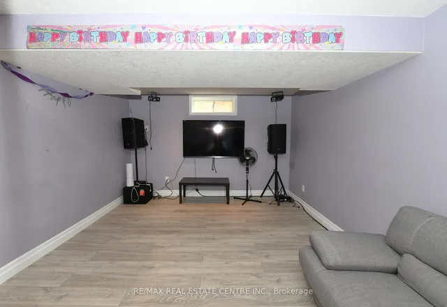 Additional image 12 of 260 Bridlewreath St