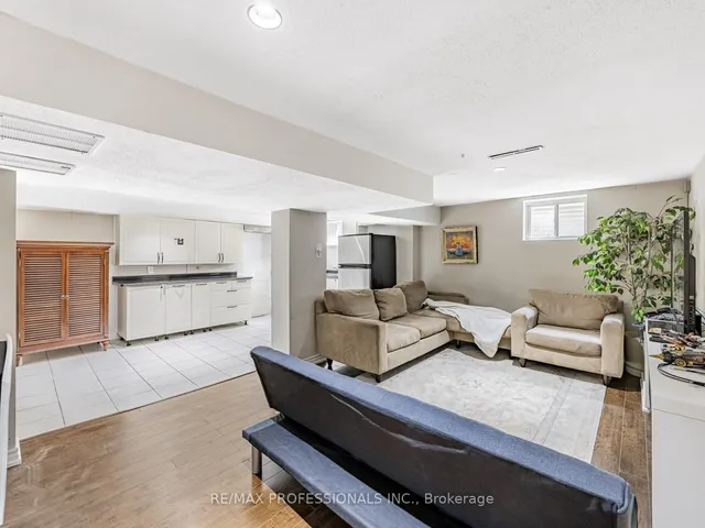 Additional image 23 of 21 Waterbury Dr