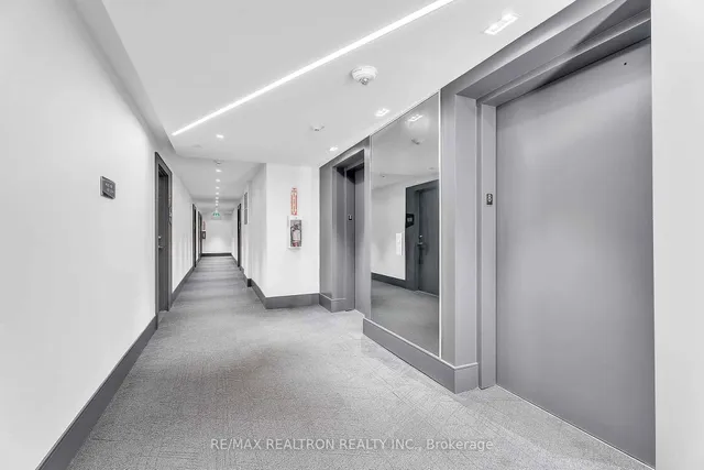 Additional image 33 of 10 De Boers Dr Unit 801