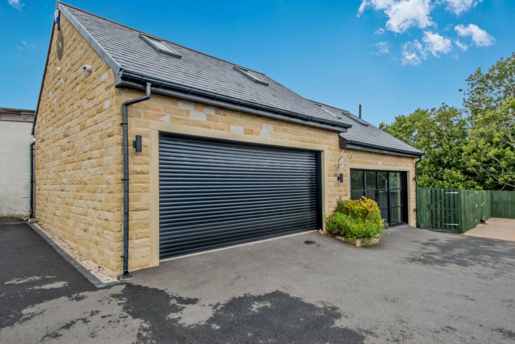 Additional image 33 of Latham Lane, Gomersal, Cleckheaton, West Yorkshire, BD19