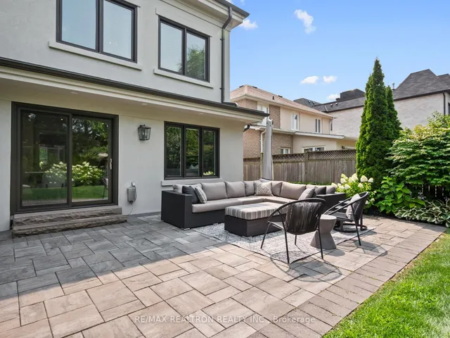 Additional image 43 of 18 Corwin Cres