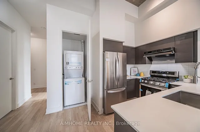 Additional image 16 of 399 Adelaide St Unit 1002