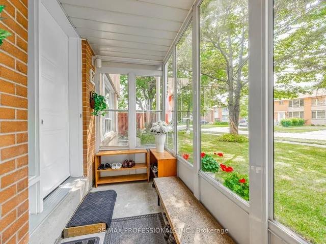 Additional image 3 of 21 Waterbury Dr