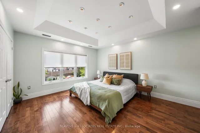 Additional image 23 of 102 Gilbert Ave