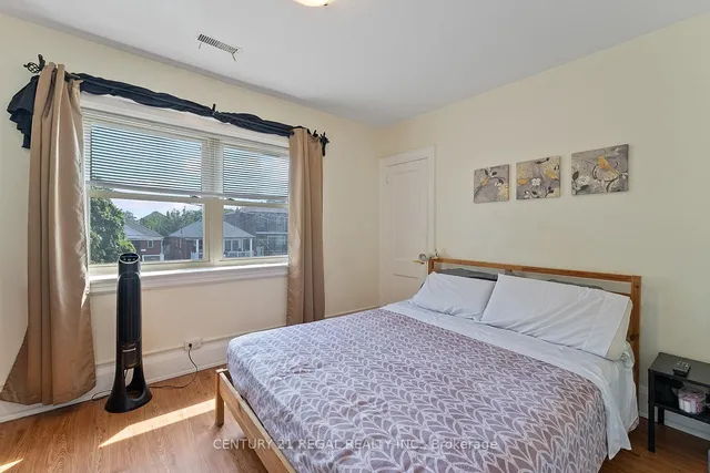 Additional image 18 of 32 Chamberlain Ave