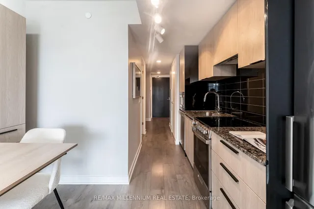 Additional image 17 of 18 Maitland Terr Unit 1308