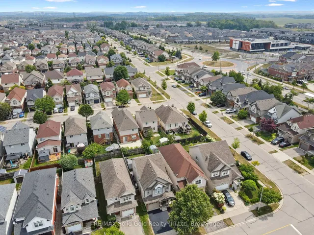 Additional image 41 of 12 Frankfurt St