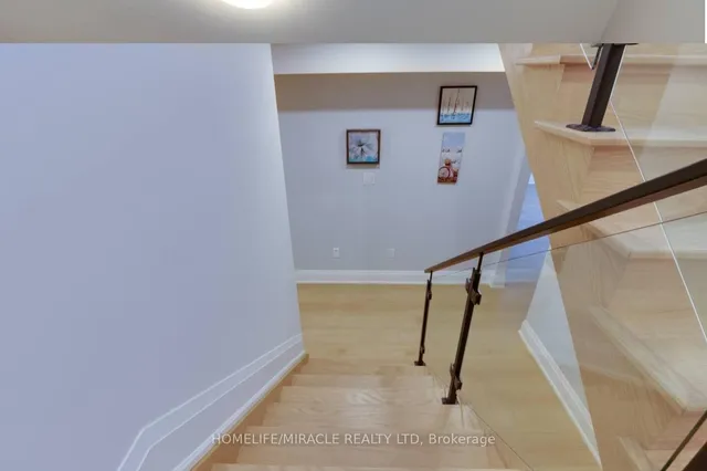 Additional image 42 of 10 Stamford Sq