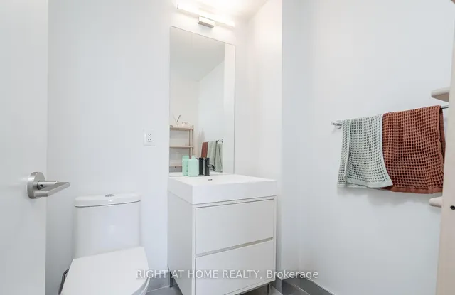 Additional image 15 of 9 Tecumseth St Unit 315