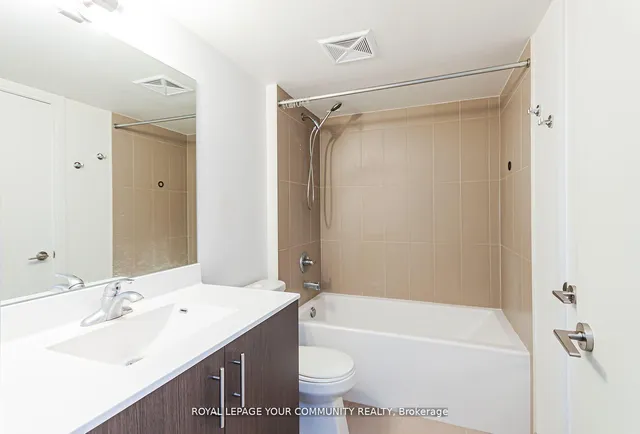 Additional image 29 of 255 Village Green Sq Unit 1310