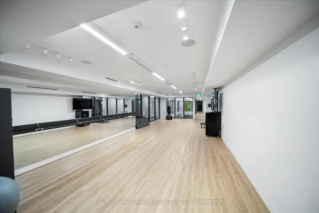 Additional image 22 of 158 Front St Unit 413