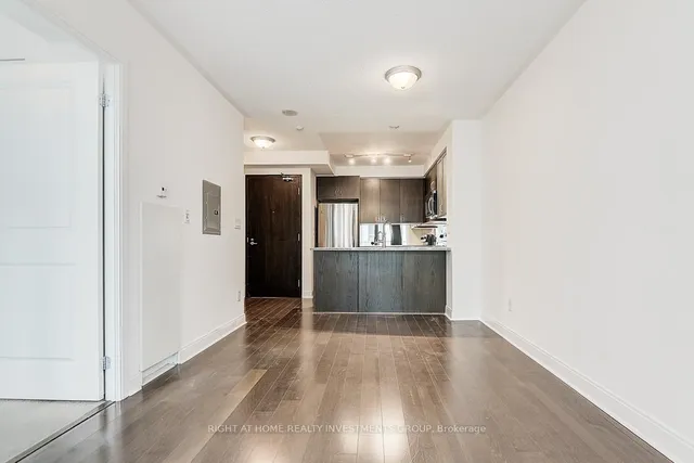 Additional image 13 of 18 Yorkville Ave Unit 704