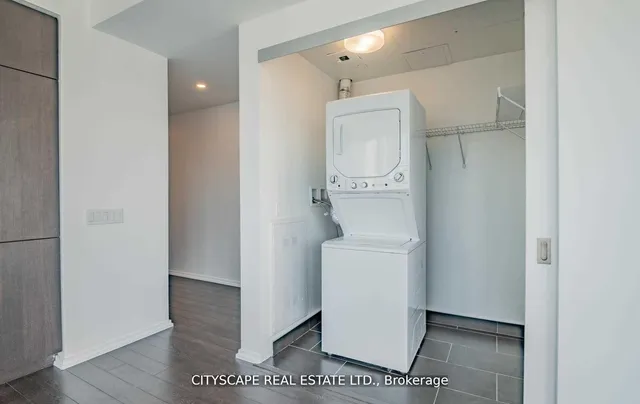 Additional image 9 of 197 Yonge St Unit 1512