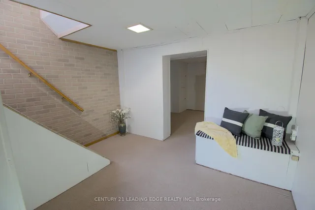 Additional image 37 of 84 Allanford Rd