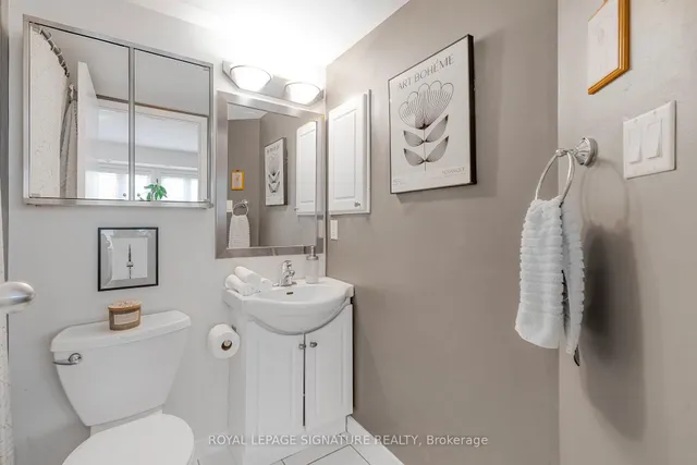 Additional image 18 of 46 Western Battery Rd Unit 812