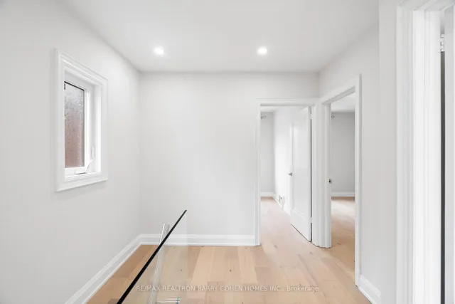 Additional image 23 of 918 Eglinton Ave