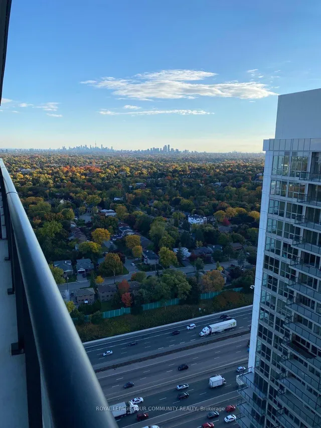 Additional image 14 of 95 Mcmahon Dr Unit #3906