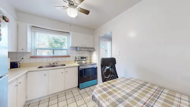 Additional image 10 of 6 Lexington Ave Unit 5