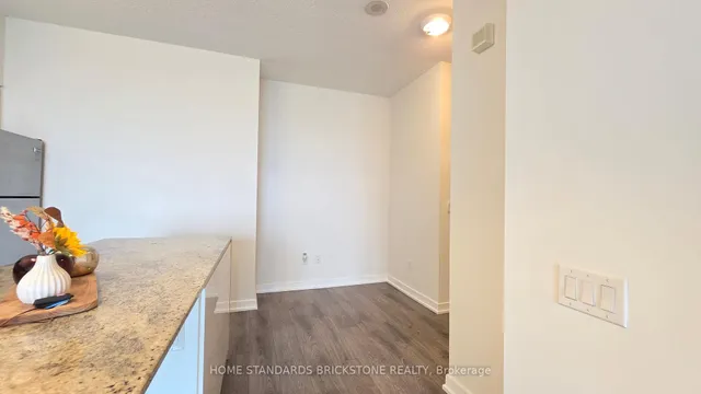 Additional image 13 of 29 Singer Crt Unit 2807