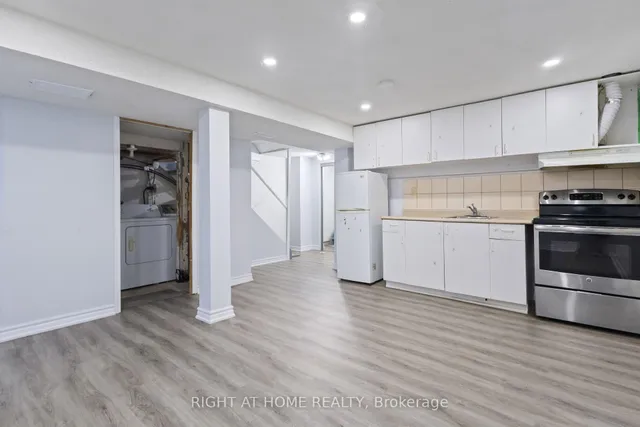 Additional image 29 of 77 Lowry Sq