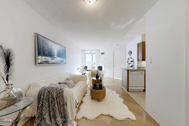 Additional image 10 of 2 Rean Dr Unit 1014