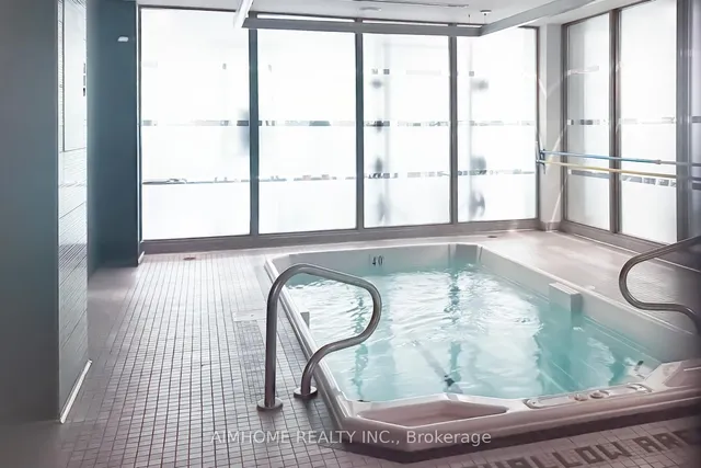 Additional image 22 of 399 Adelaide St Unit 1002