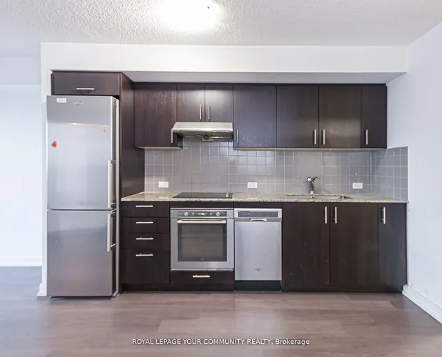 Additional image 22 of 255 Village Green Sq Unit 1310