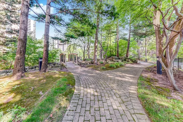 Additional image 49 of 1 Concorde Pl Unit 405