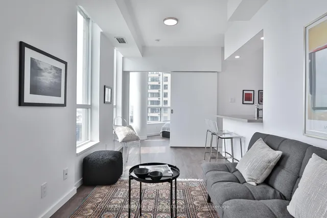 Additional image 2 of 230 Queens Quay Unit 1521