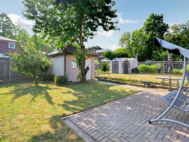 Additional image 33 of 42 Clayhall Cres