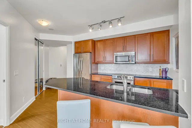 Additional image 25 of 825 Church St Unit 2109