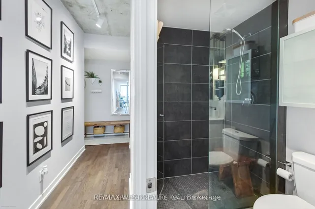 Additional image 20 of 650 King St Unit 310