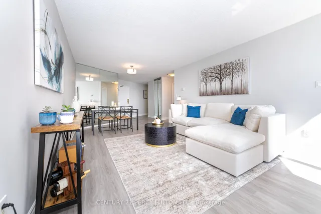 Additional image 20 of 270 Queens Quay Unit 1407