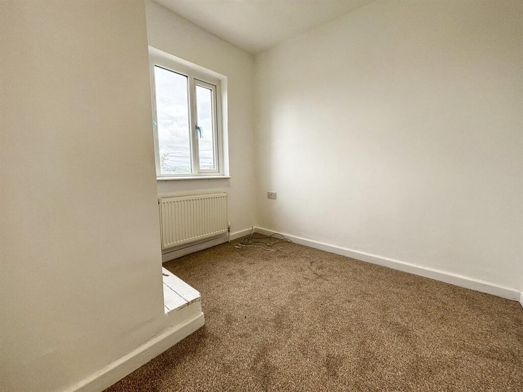 Additional image 11 of West Royd Drive, Shipley, BD18 1HN