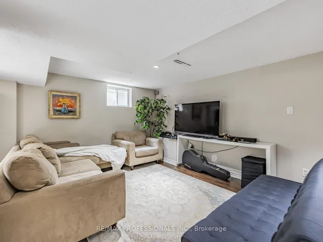 Additional image 22 of 21 Waterbury Dr