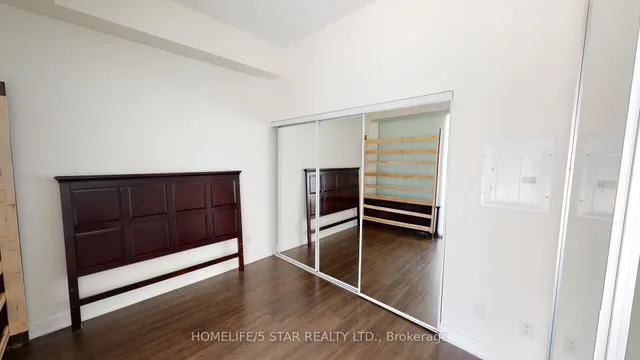 Additional image 9 of 169 FORT YORK Blvd Unit 218