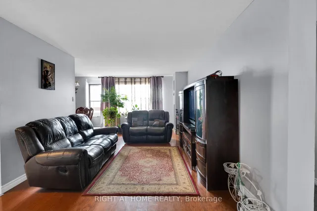 Additional image 4 of 45 Silverstone Dr Unit 909