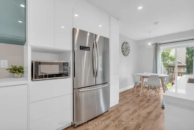 Additional image 9 of 30 Bryan Crt Unit 24