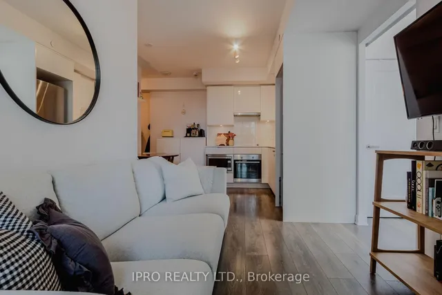 Additional image 19 of 195 Redpath Ave Unit 712