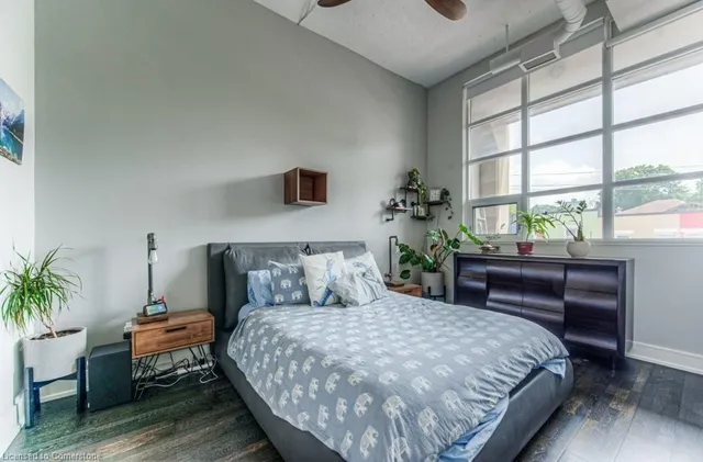 Additional image 9 of 112 Benton St Unit 207