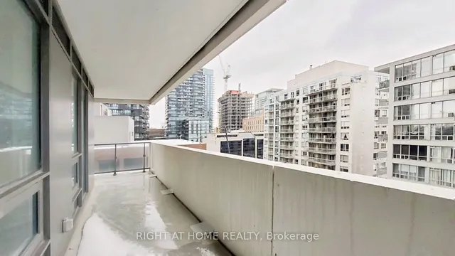 Additional image 14 of 2221 Yonge St Unit 902