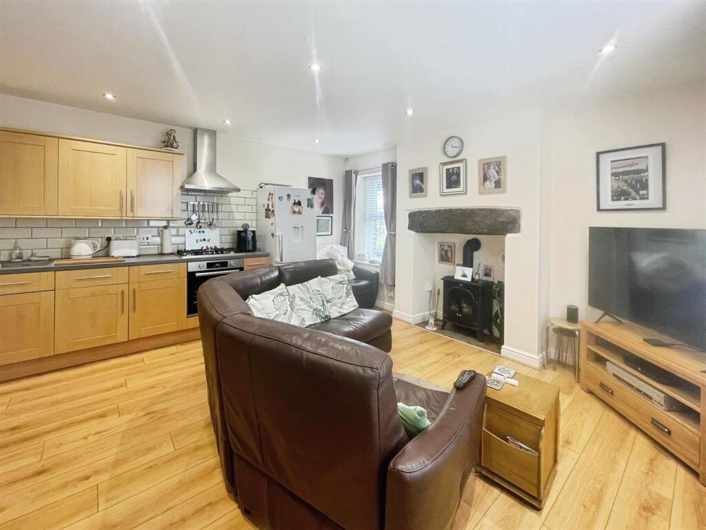 Additional image 14 of Moorside Road Bradford, BD2 2HB