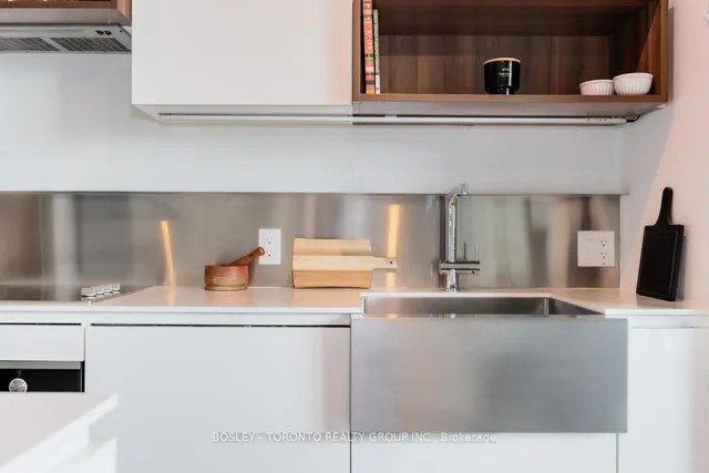 Additional image 13 of 383 Sorauren Ave Unit 308