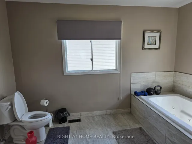 Additional image 31 of 15 Lorilee Cres