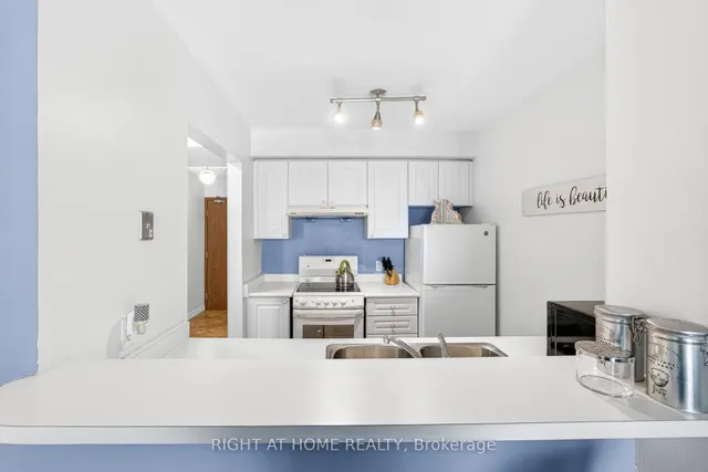 Additional image 14 of 1 Lee Centre Dr Unit 613