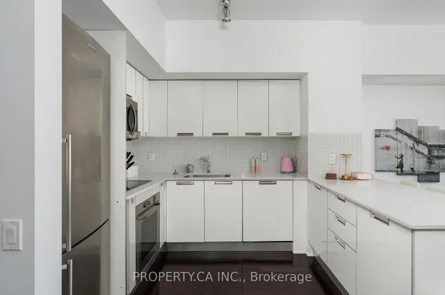 Additional image 6 of 33 Charles St Unit 3606