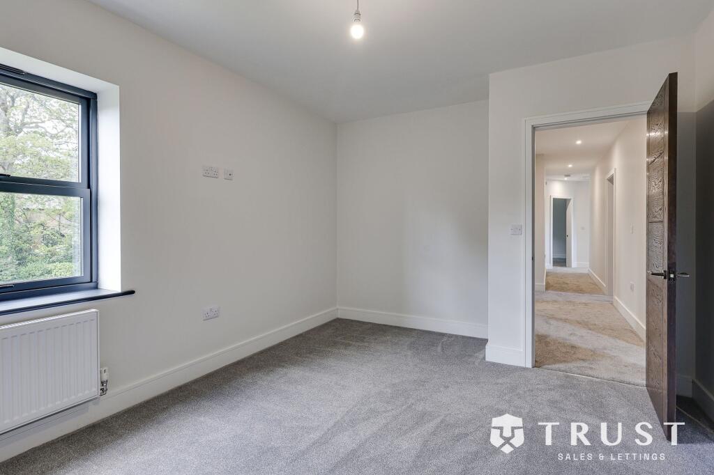 Additional image 36 of West Lane, Gomersal, BD19