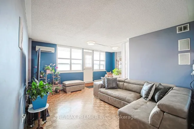 Additional image 14 of 3460 Keele St Unit 511